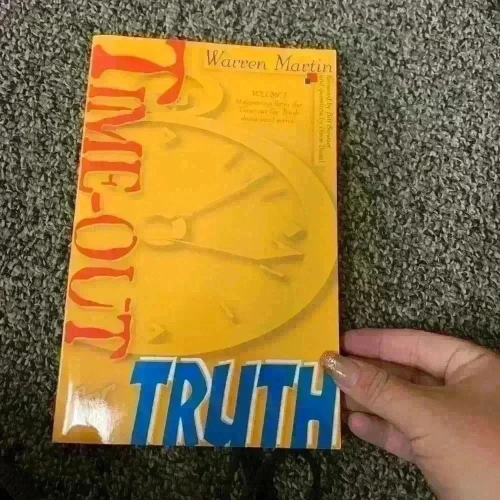 Bundle of books - Picture 16 of 16